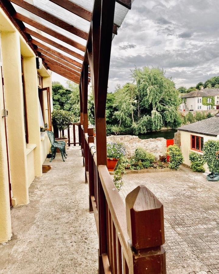 The Tower House B&B Томастаун Экстерьер фото